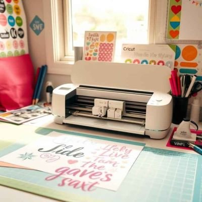 how to make stickers with cricut